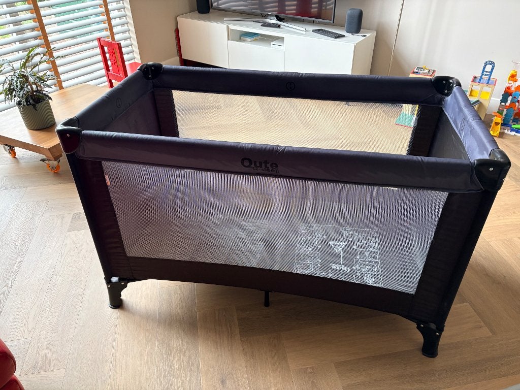 Campingbed Qute Q- sleep, Ophalen, Zo goed als nieuw, Reisbedje