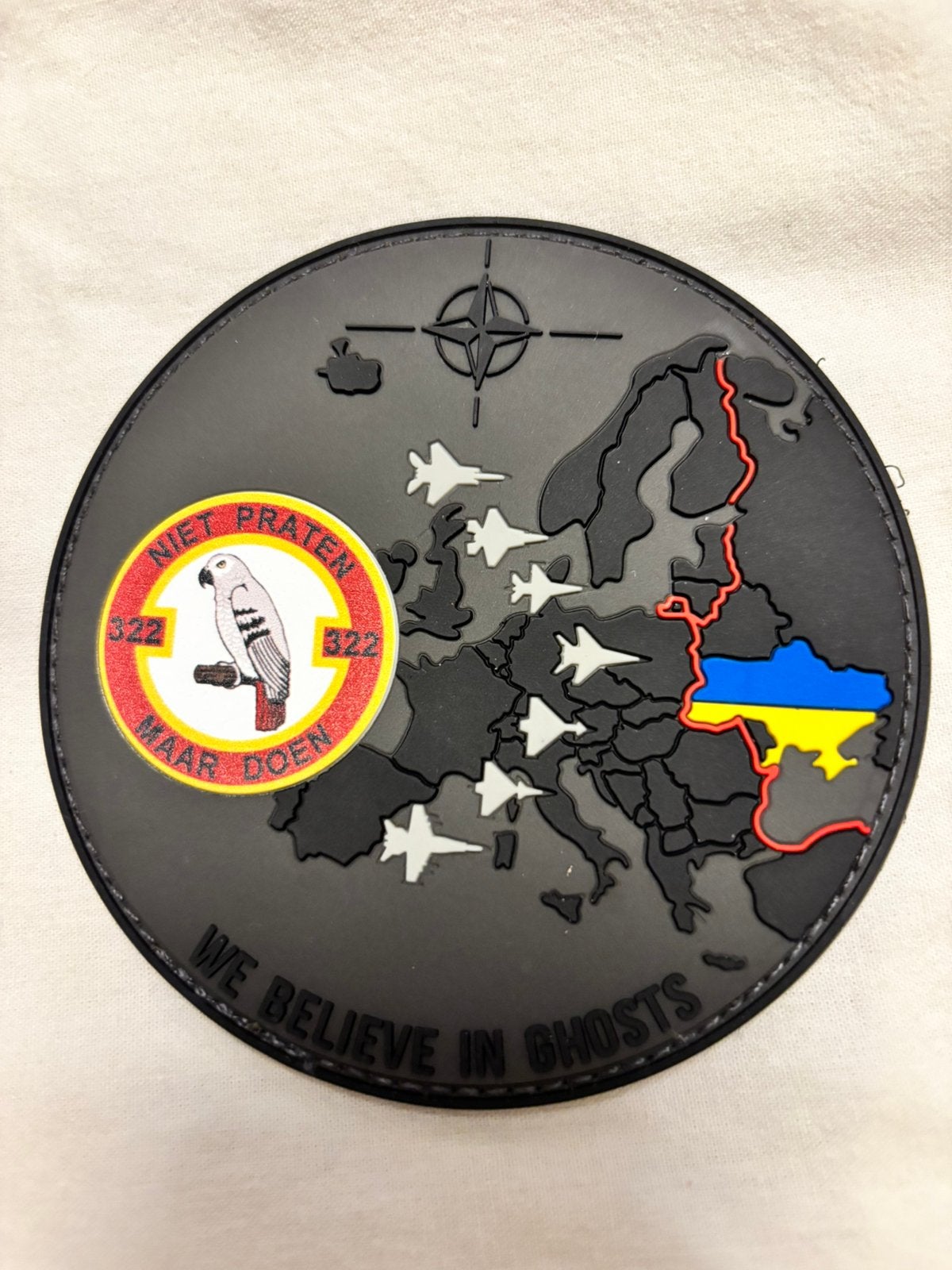 Pvc embleem 322 SQN we believe in ghosts, Verzenden, Luchtmacht, Nederland, Embleem of Badge