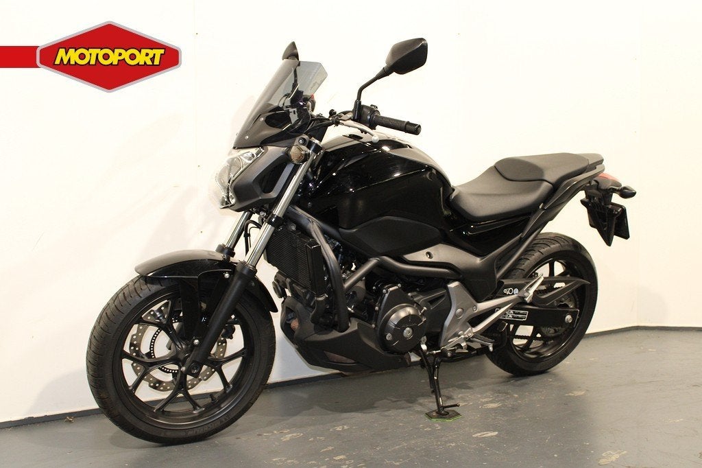 Honda NC 750 SA (bj 2016), Bedrijf, Mc.benelux@honda-eu.com, Doornveld 180
B-1731  Zellik, BE, Naked bike