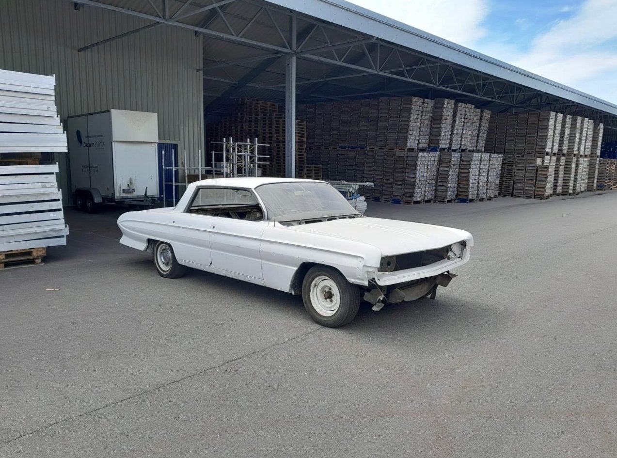 Oldsmobile Super Eighty Eight, Auto's, Achterwielaandrijving, Wit, Bedrijf, Sedan