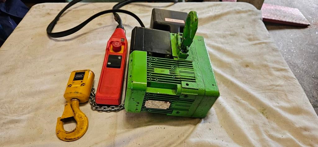 Stahl T202 Kettingtakel - Elektrisch, nieuw (nooit gebruikt), Ophalen, Nieuw, Elektrisch