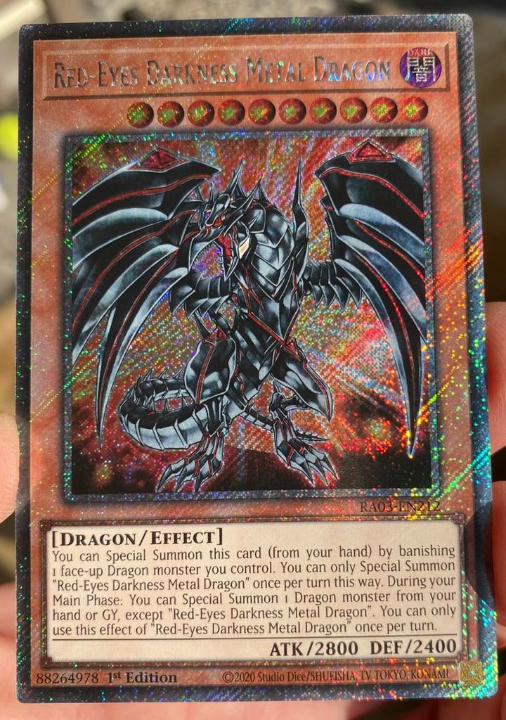 Yu-Gi-Oh! Red-Eyes Darkness Metal Dragon RA03 1st !, Ophalen of Verzenden, Zo goed als nieuw, Losse kaart, Foil