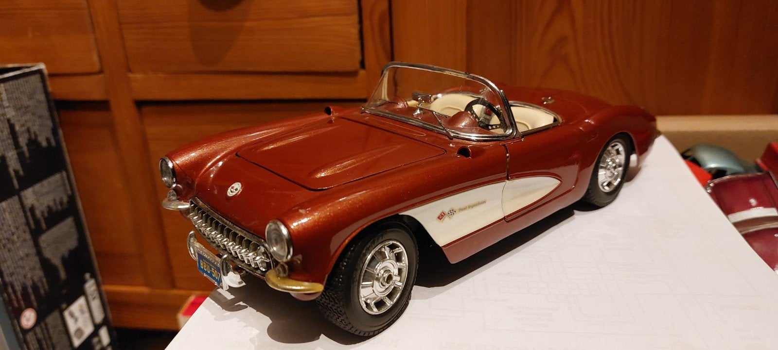 Bburago Chevrolet Corvette 1957 Schaalmodel, Hobby en Vrije tijd, Ophalen of Verzenden