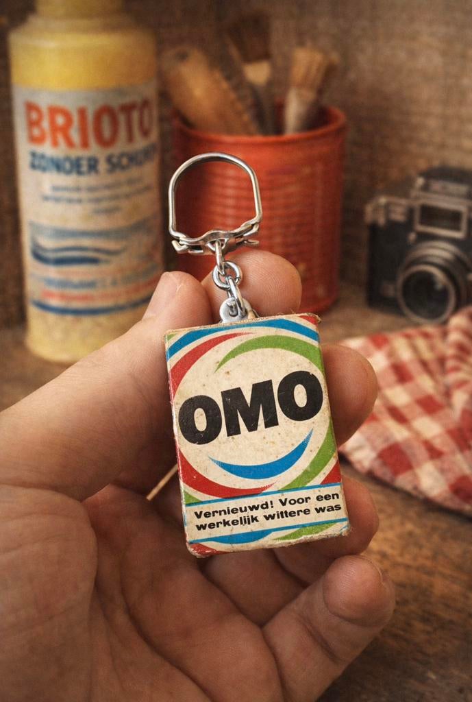 Vintage Omo Sleutelhanger (jaren '50-'60), Verzamelen, Verzenden, Gebruikt, Merk