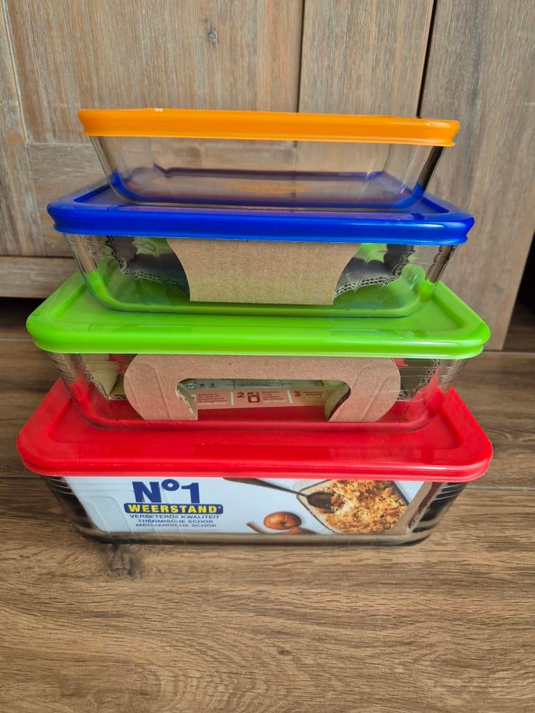 Pyrex ovenschalen., Ophalen, Nieuw