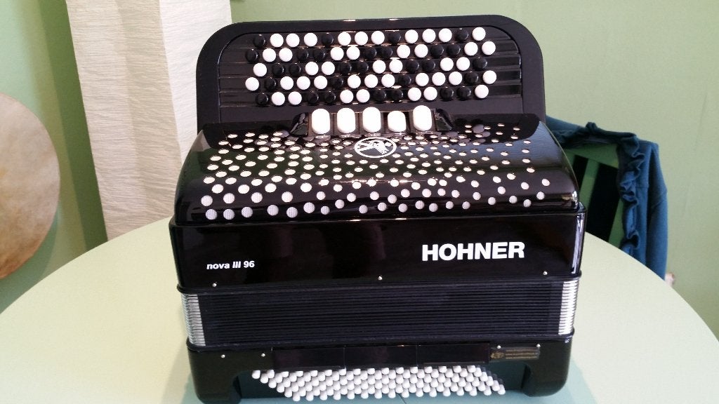 Honnher Nova III Knop 96 bas Bgrif, Muziek en Instrumenten, Ophalen, Zo goed als nieuw