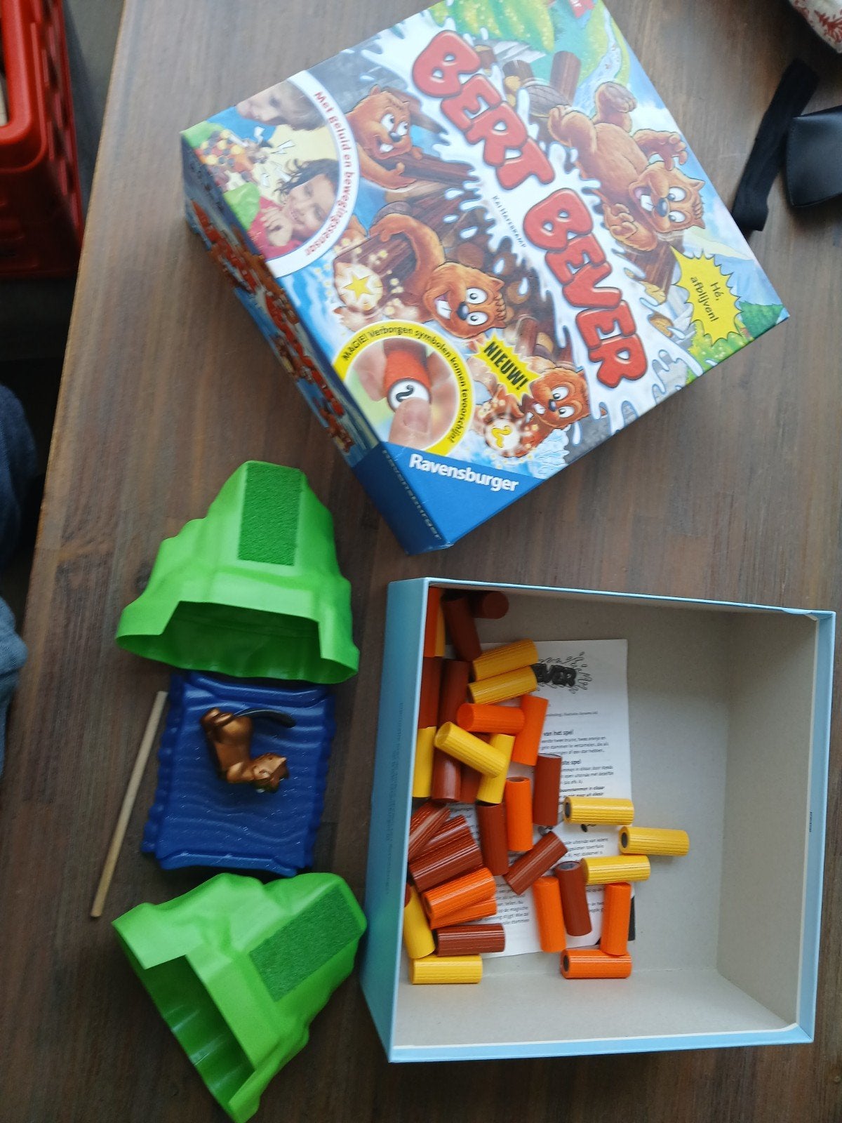 bert bever spel, Ophalen