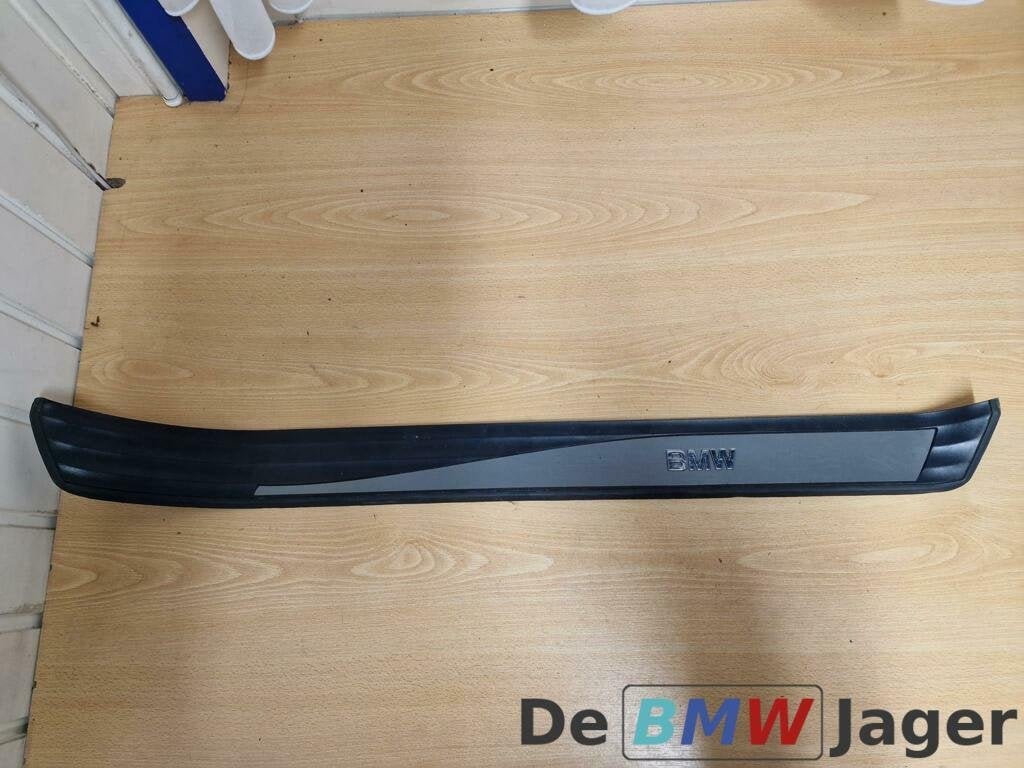 Instaplijst rechtsvoor BMW 5-serie E60 E61 & LCI 51477034304, Gebruikt, Ophalen of Verzenden, BMW, BMW