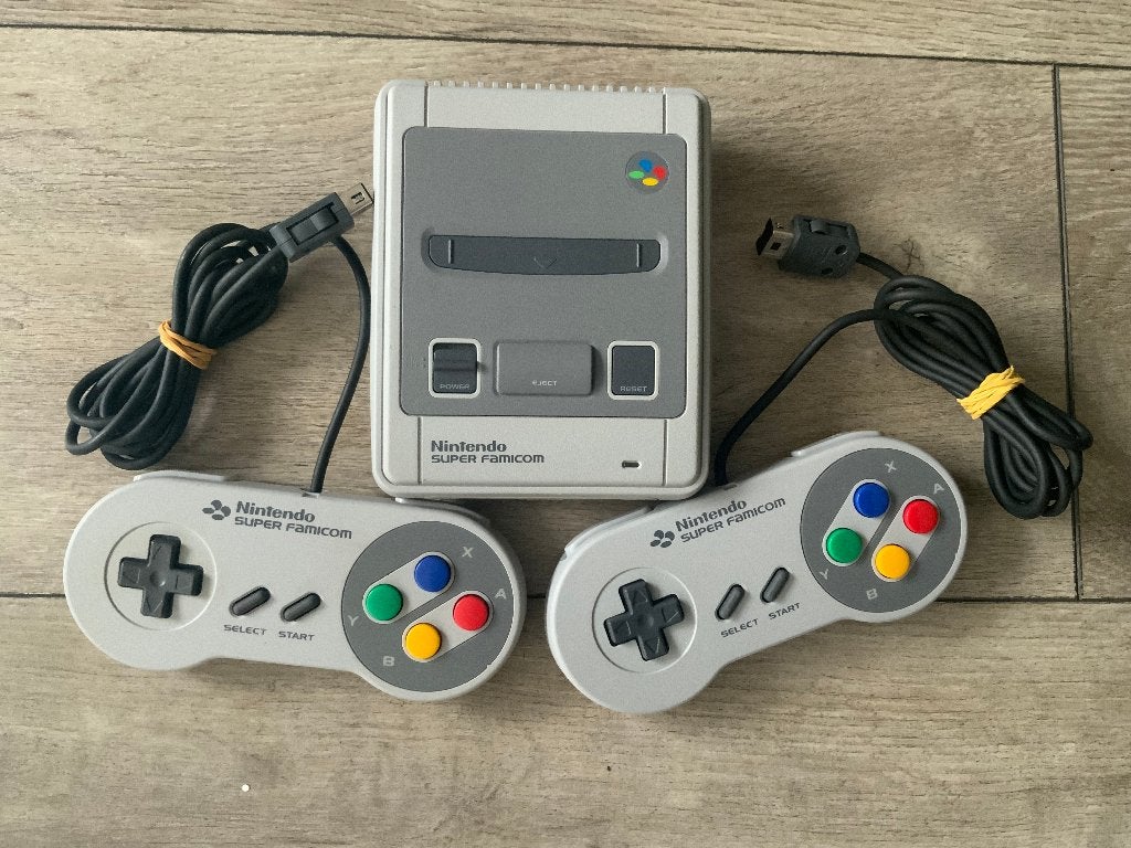Mini Snes / Super Famicom Super Nes / Super Nintendo, Spelcomputers en Games, Spelcomputers | Nintendo Super NES, Ophalen of Verzenden