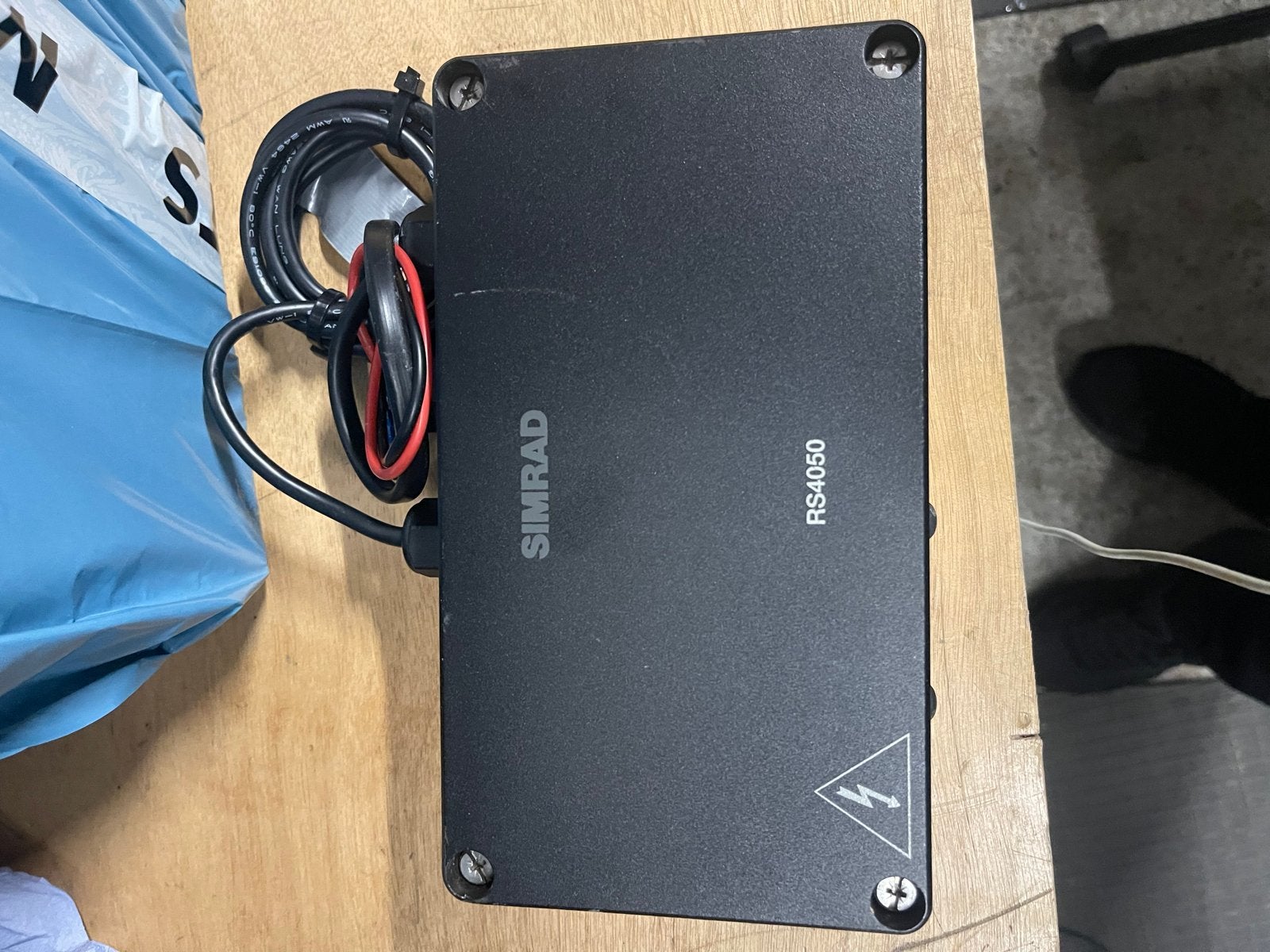 Simrad RS4050 Marifoon Module, Ophalen, Gebruikt, Motor en Techniek
