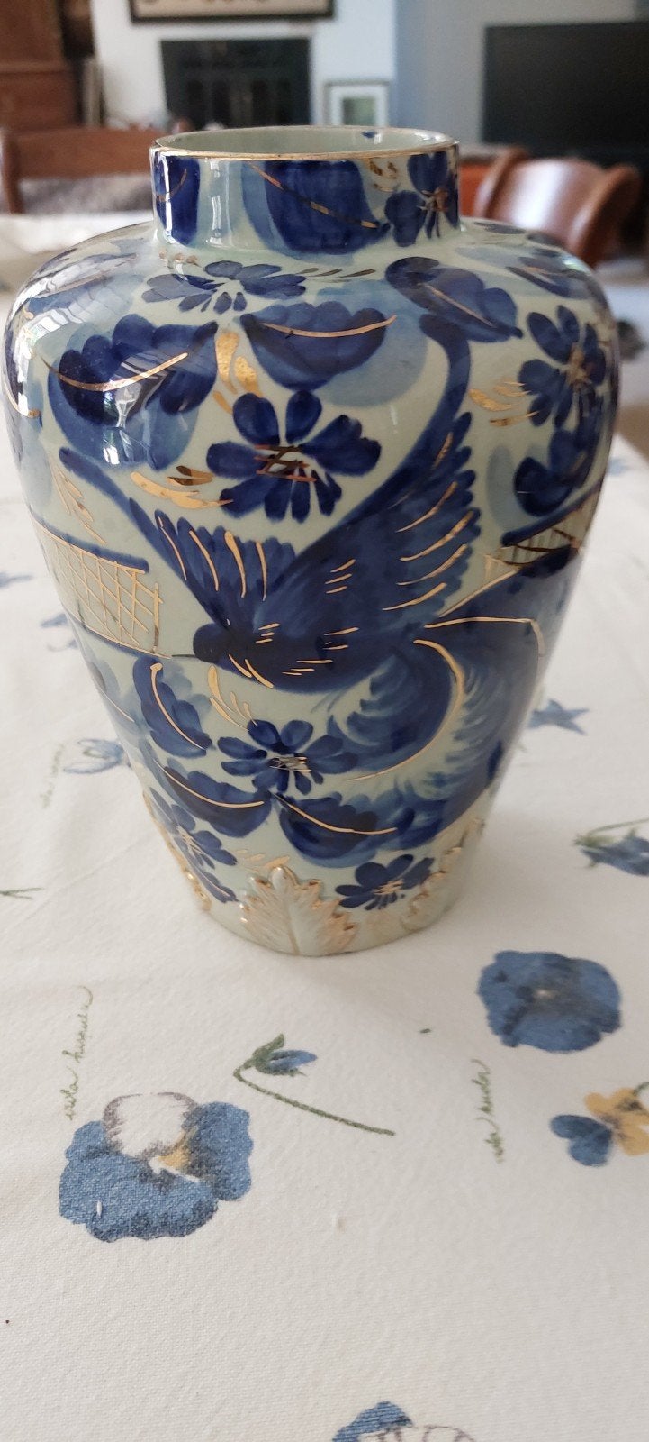 Vaas met vogel en floralia, keramiek. Genummerd. H. Bequet, Ophalen