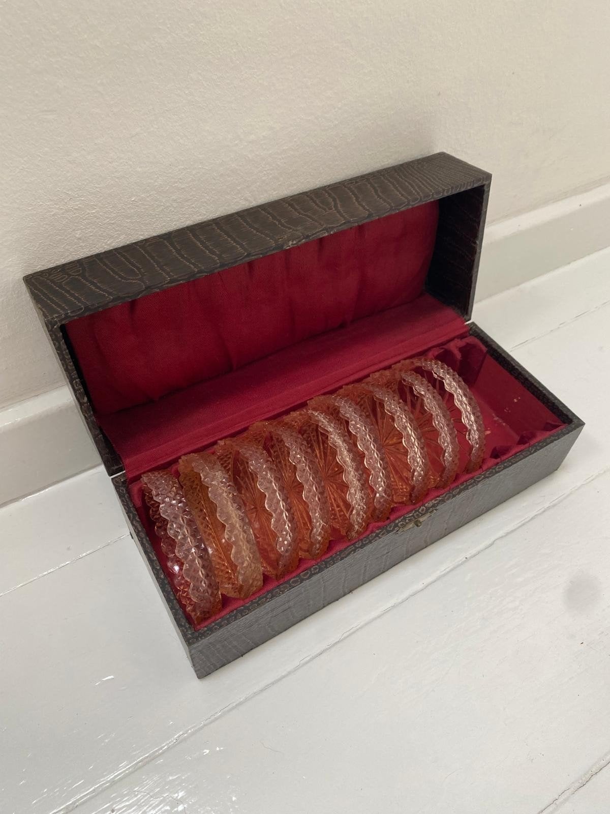 Vintage Roze Glazen Onderzetters in Doos (9 stuks), Antiek en Kunst, Ophalen of Verzenden