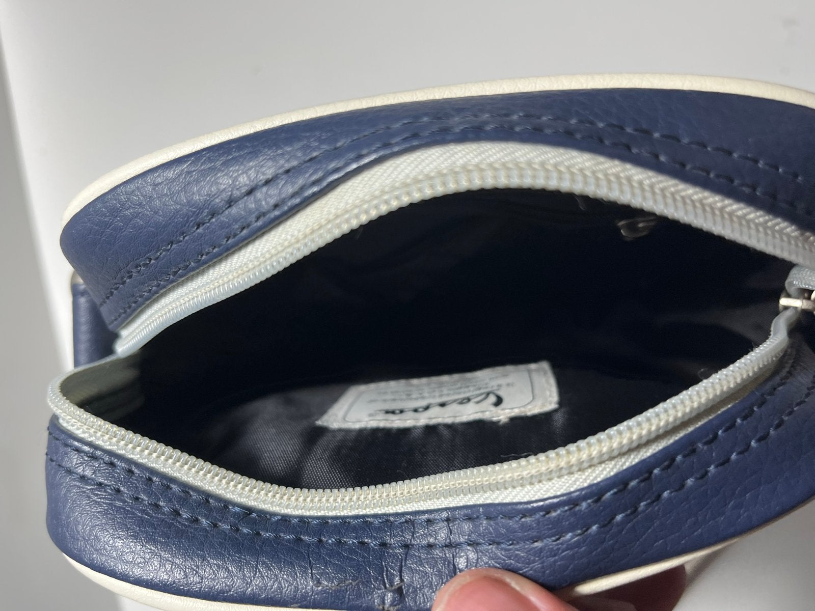 Vespa schoudertasje en etui - zo goed als nieuw, Ophalen of Verzenden, Zo goed als nieuw, Blauw, Overige merken