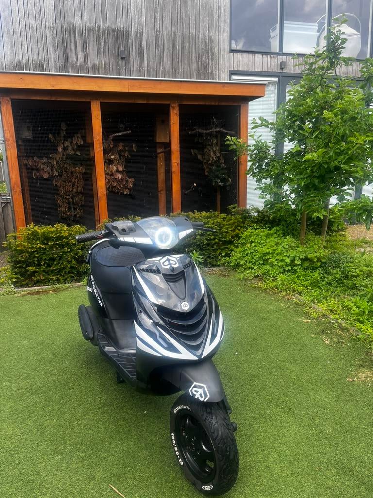 Zip 80cc sp vrok, Ophalen of Verzenden, Zo goed als nieuw, Benzine, Zip