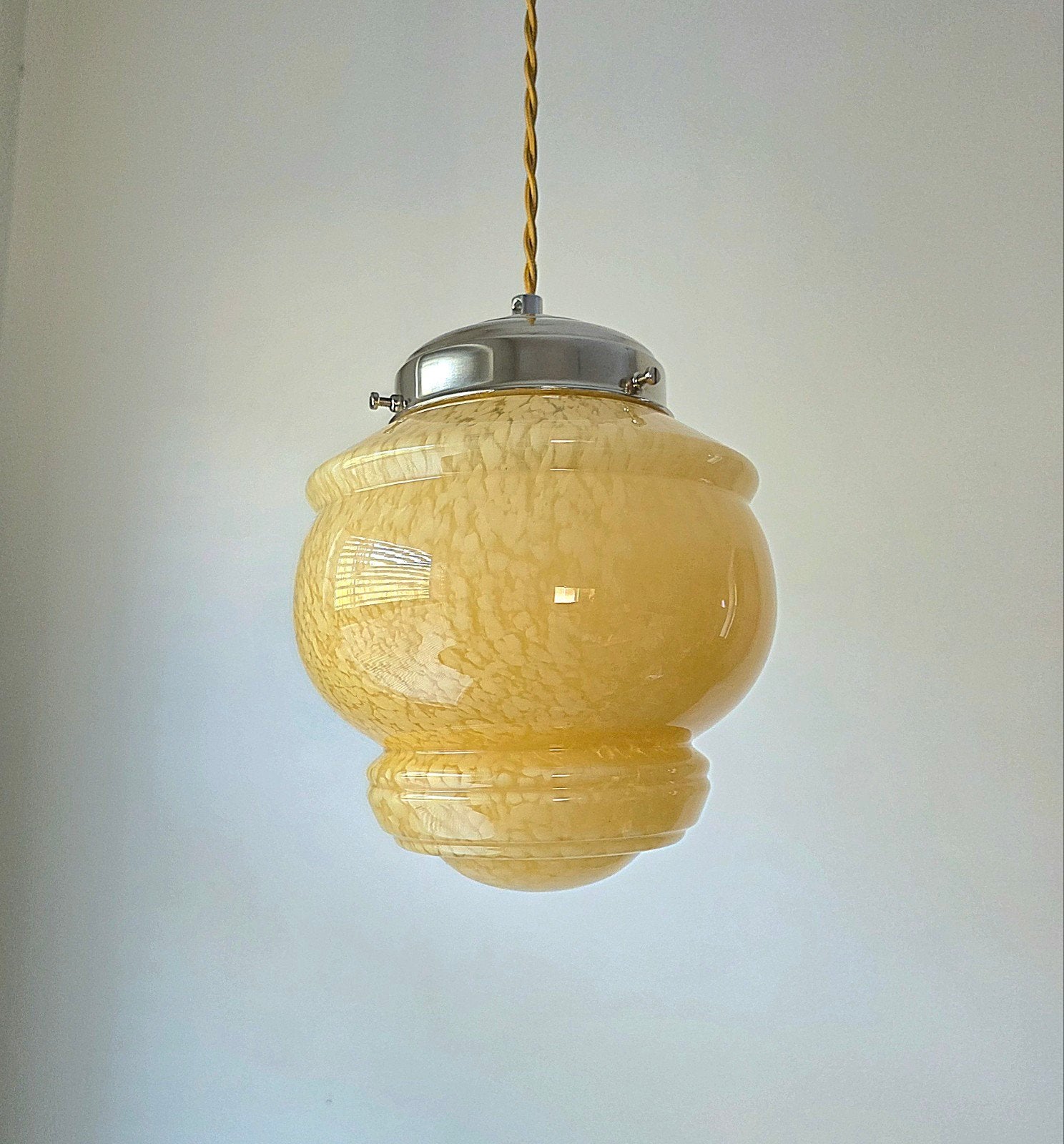 Vintage Art Deco Clichy glazen hanglamp., Ophalen of Verzenden, Glas, Art Deco, E27 (groot)
