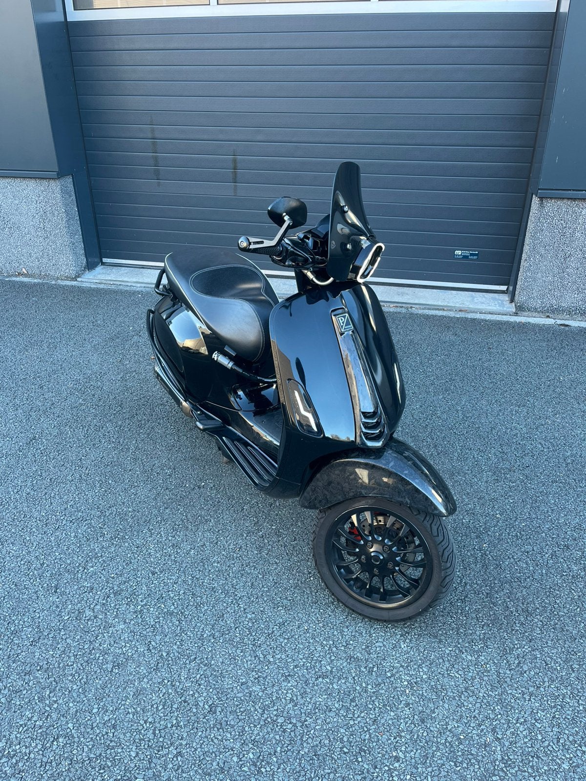 VESPA SPRINT 80CC AKRAPOVIC, Ophalen, Overige modellen, Maximaal 45 km/u, Zo goed als nieuw