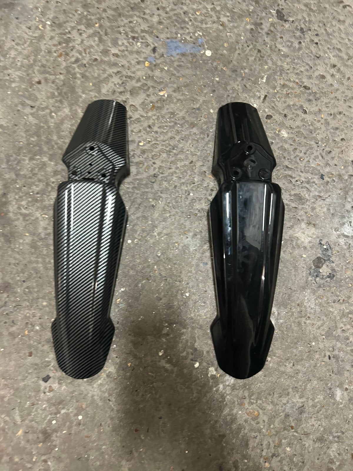 Front fender voor gt2000 of surron, Motoren, Ophalen