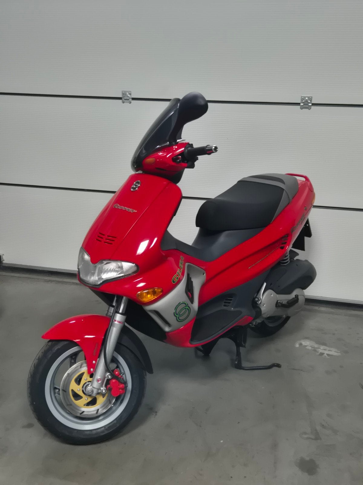 Gilera Runner Kappenset Rood DD 125, Fietsen en Brommers, Ophalen of Verzenden, Zo goed als nieuw