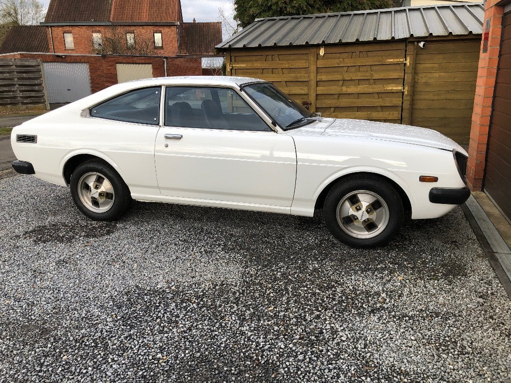 unieke toyota trueno E47, 1976, 1600cc,, Auto's, Achterwielaandrijving, 4 cilinders, 1600 cc, Wit