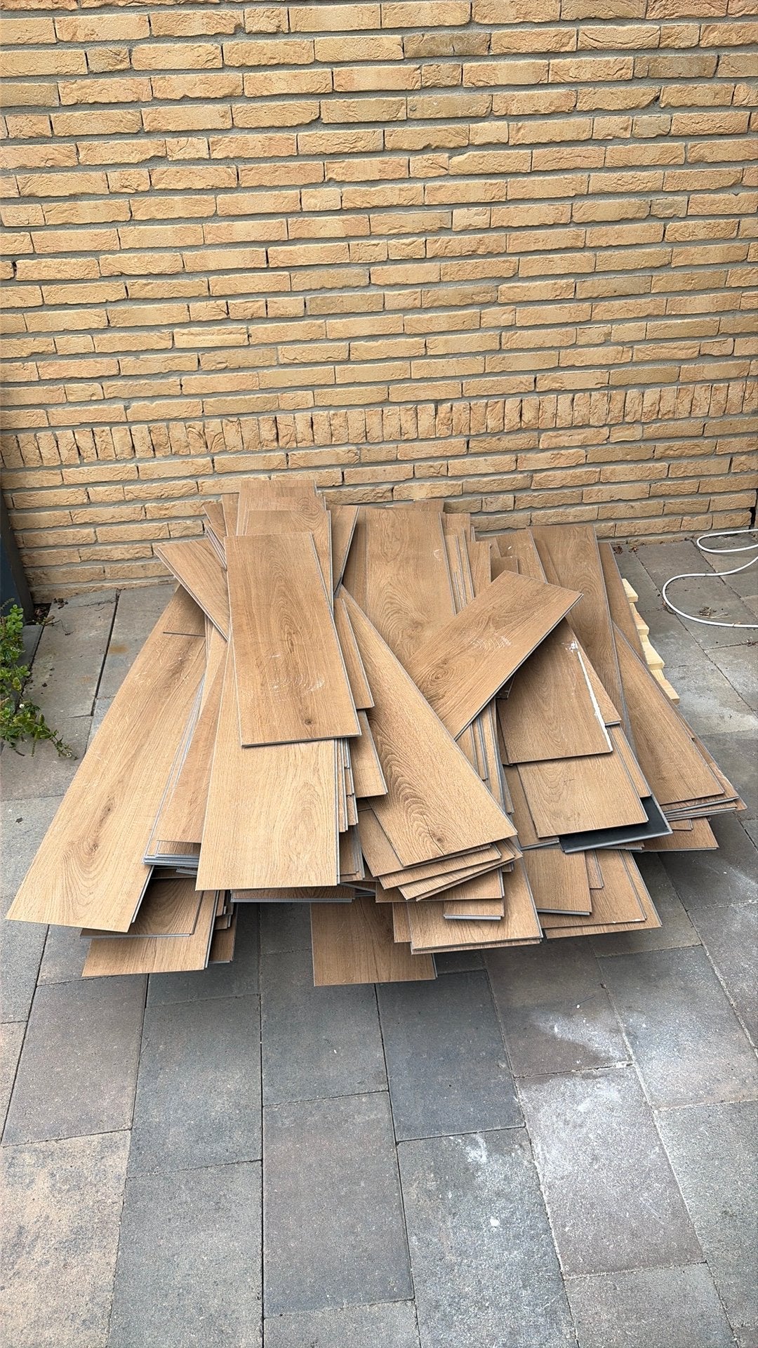 Vandaag en morgen lamiaat gratis afhalen, Doe-het-zelf en Verbouw, Hout en Planken, Ophalen, Minder dan 25 mm, Eiken, Zo goed als nieuw