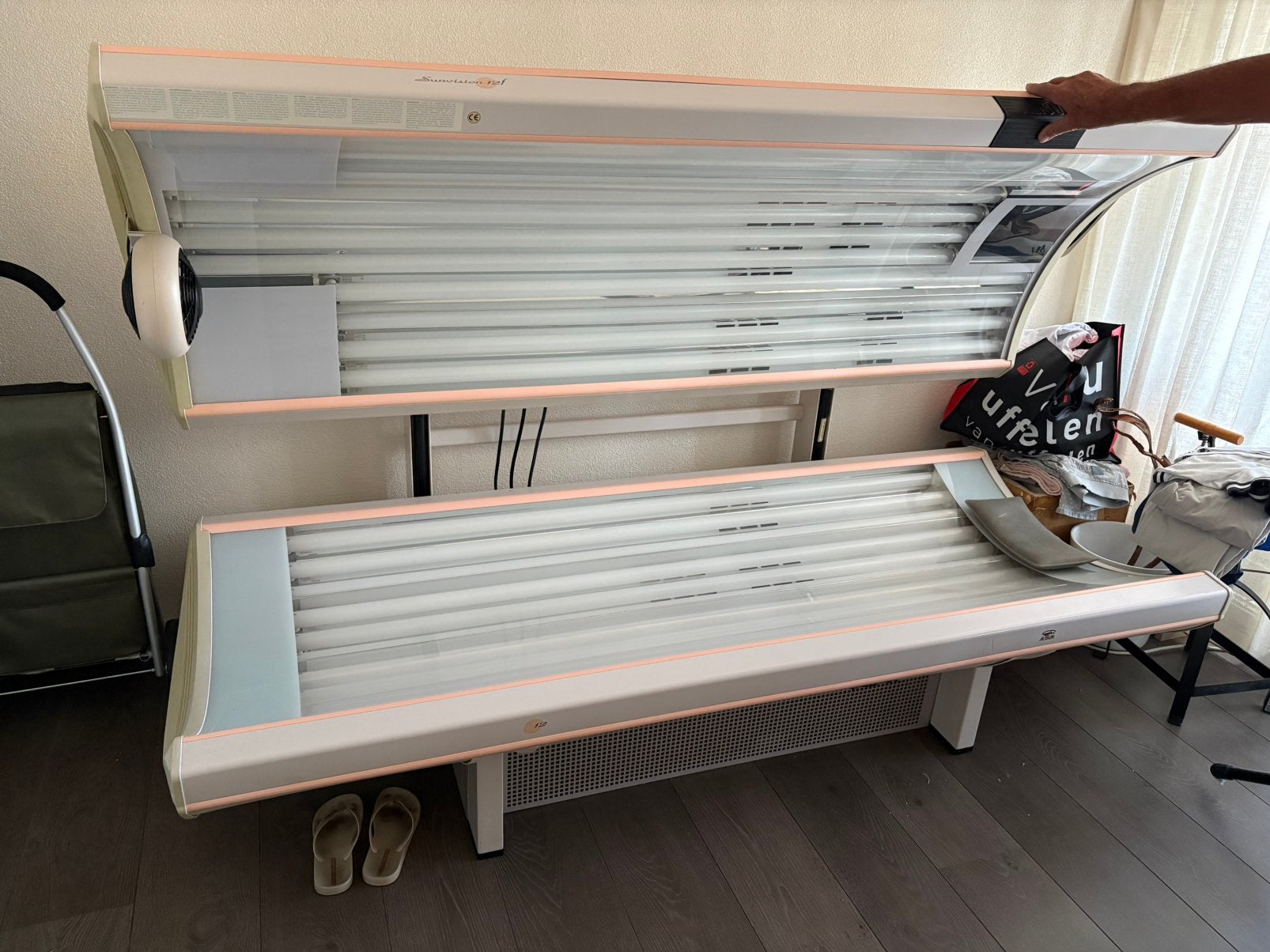 Te koop zonnebank, Ophalen, Gebruikt, Zonnebank dubbelzijdig, 15 lampen of meer