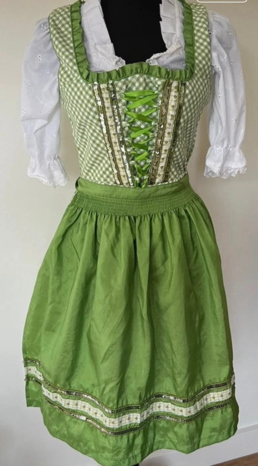 Groene dirndl maat 36 voor oktoberfest, Ophalen of Verzenden, Zo goed als nieuw, Maat 36 (S), Overige thema's