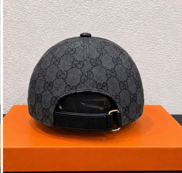 Gucci pet - Grijs - nieuw model 2026, enige op marktplaats, Kleding | Heren, Ophalen of Verzenden, Zo goed als nieuw