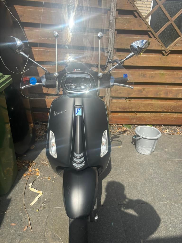 Vespa sprint mat zwart, Ophalen, Zo goed als nieuw, Benzine, Vespa S