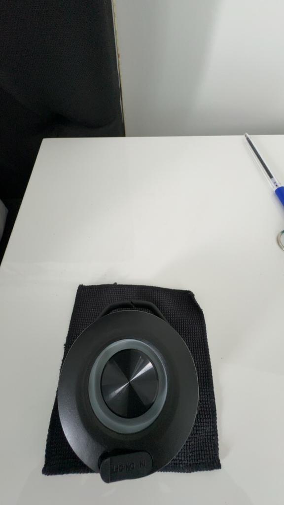 Draagbare Bluetooth Speaker - Compact en Krachtig Geluid, Auto diversen, Autospeakers, Ophalen of Verzenden, Zo goed als nieuw