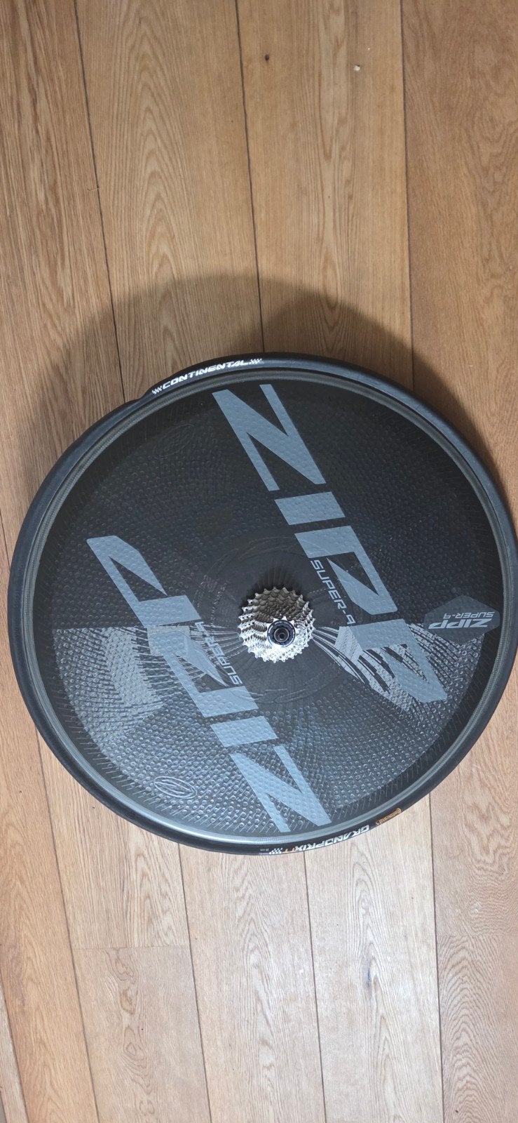 ZIPP Super-9 Disc Wiel met Shimano HG 11-speed cassette, Ophalen, Gebruikt