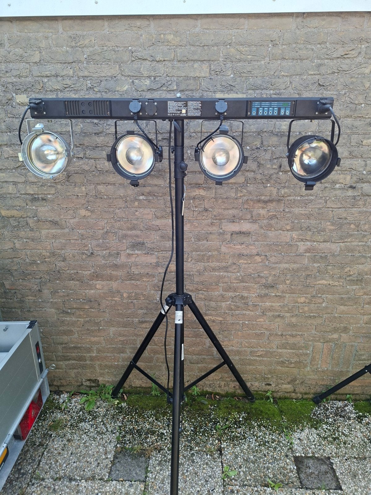 Eurolite DTB-405 Lichtset met Statief en Par Cans, Muziek en Instrumenten, Ophalen, Gebruikt