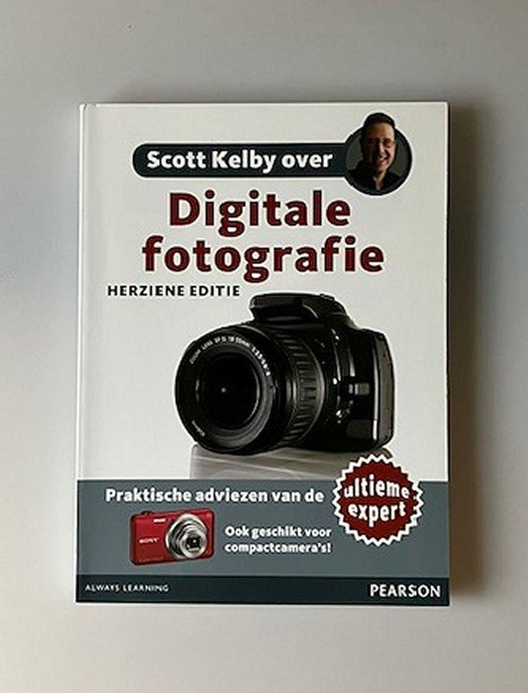 Scott Kelby over Digitale Fotografie, Boeken, Fotografie algemeen, Ophalen of Verzenden, Zo goed als nieuw, Scott Kelby