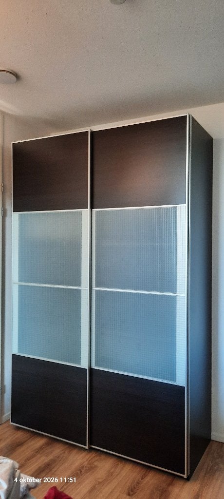 ikea PAX kledingkast zwart schuifdeuren + opbergers e.d., Ophalen, Gebruikt, 200 cm of meer, 150 tot 200 cm