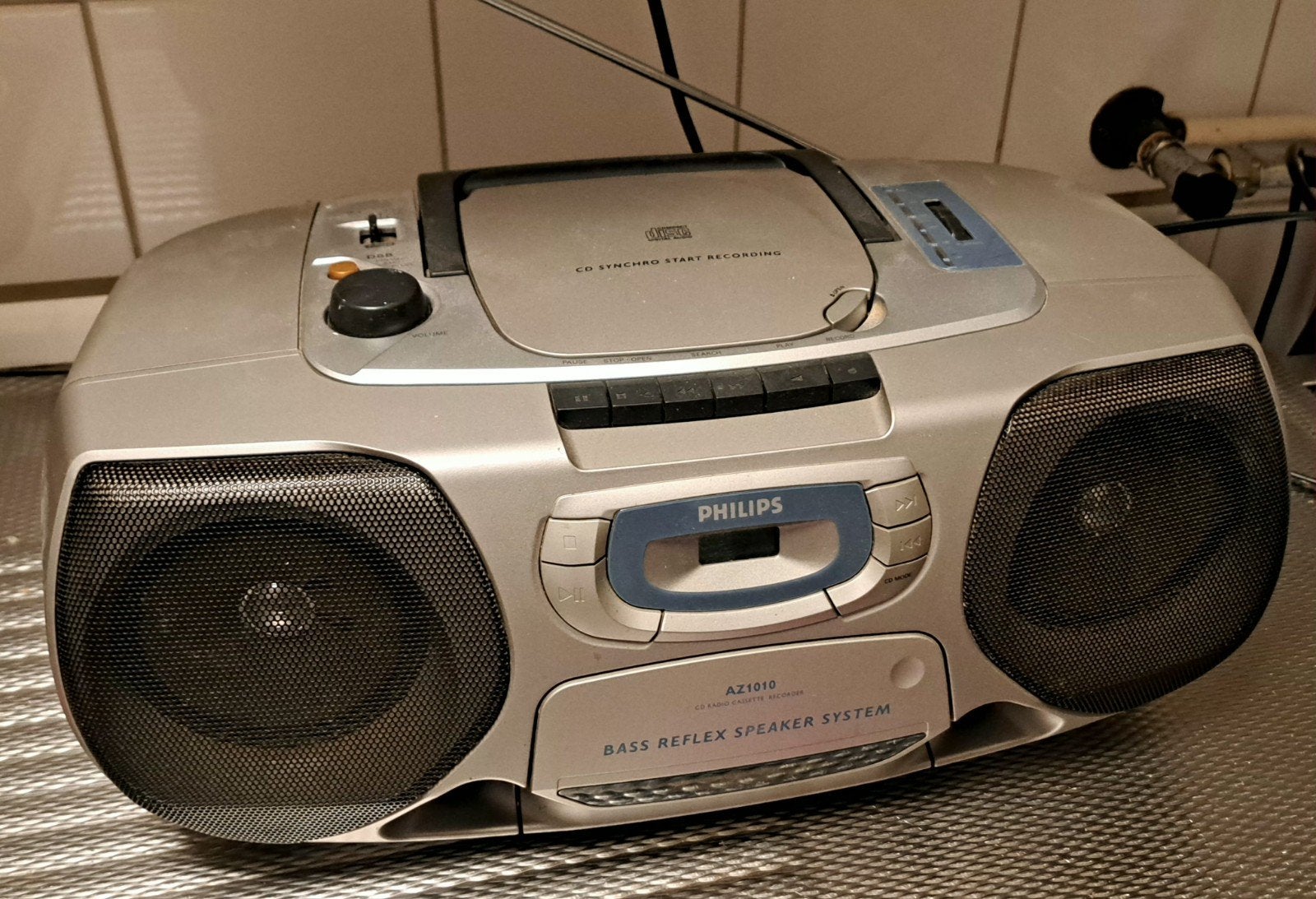 Philips AZ1010 CD Radio Cassette Recorder - Draagbare Boombx, Ophalen of Verzenden, Zo goed als nieuw, Radio, Met cd-speler
