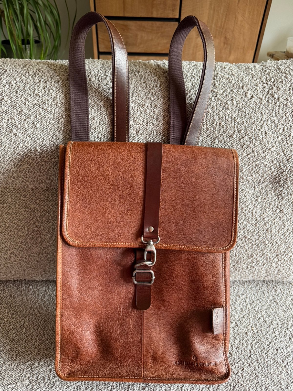Laptoprugzak van Castelein en Beerense cognac kleur 15 inch, Bruin, Aktetas of Boekentas, Ophalen of Verzenden, Zo goed als nieuw