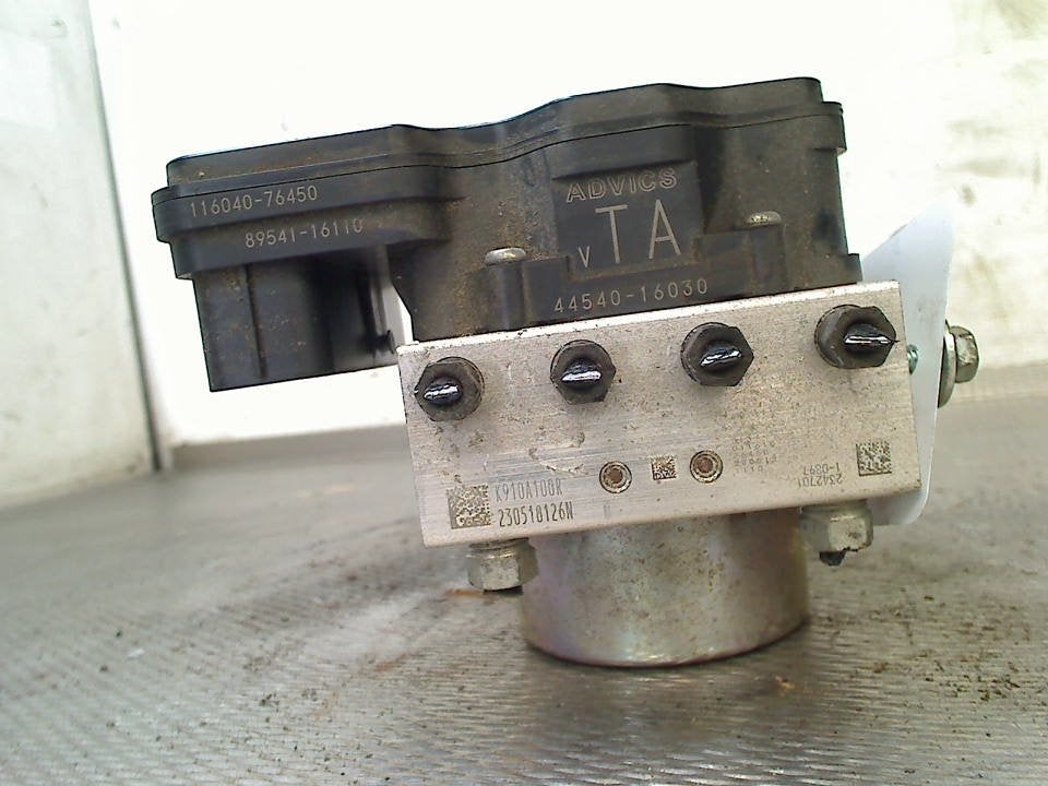 Abs Pomp Toyota Corolla Cross (2023-02/..) 4454016030, Gebruikt, Kundenbetreuung@toyota.de, Toyota-Allee 2, Köln 50858, , Duitsland