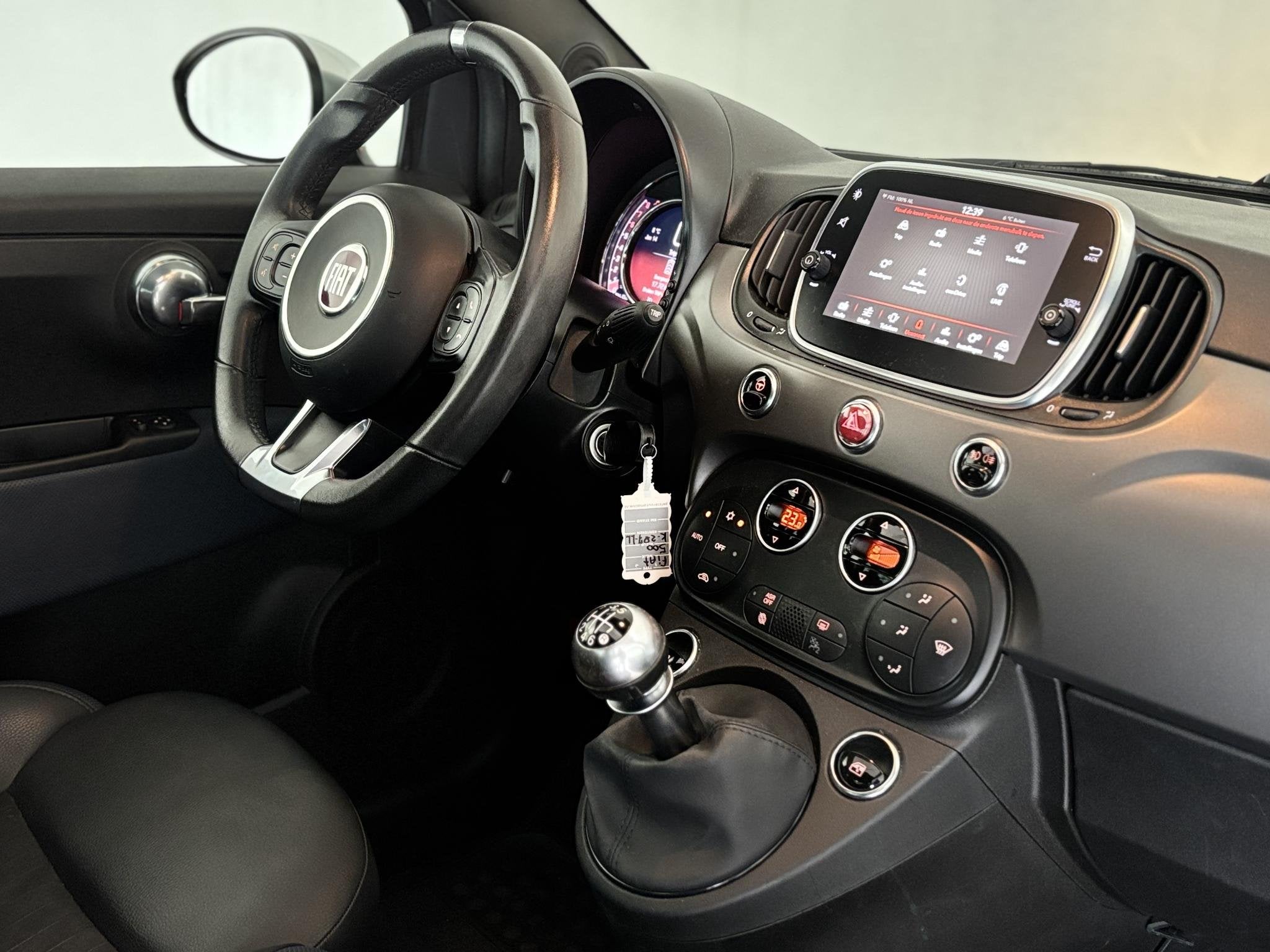 Fiat 500 1.0 Hybrid Rockstar | Apple-Android | Schuif-Kantel, Auto's, Fiat, Voorwielaandrijving, Stof, 4 stoelen, Origineel Nederlands