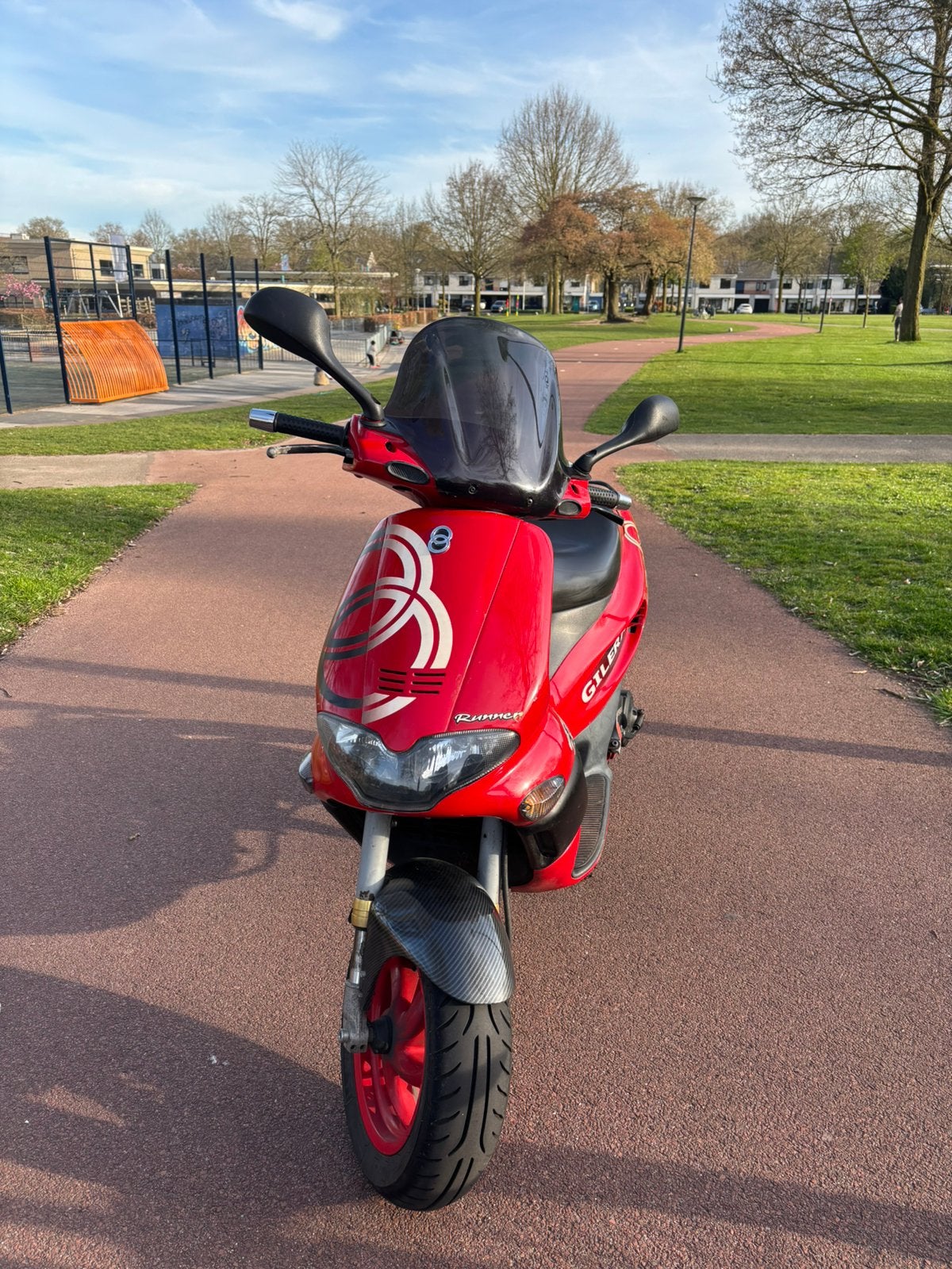 Gilera runner 70cc dd 2t, Fietsen en Brommers, Ophalen, Zo goed als nieuw, Tweetakt