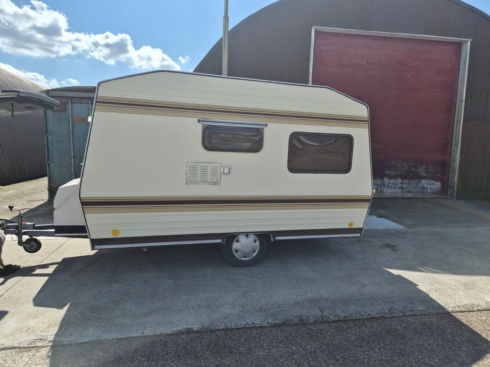 Leuke caravan met voortent, Particulier