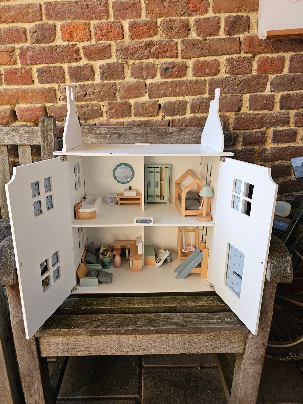 Prachtig houten poppenhuis met meubels Little Dutch, Ophalen, Zo goed als nieuw, Poppenhuis