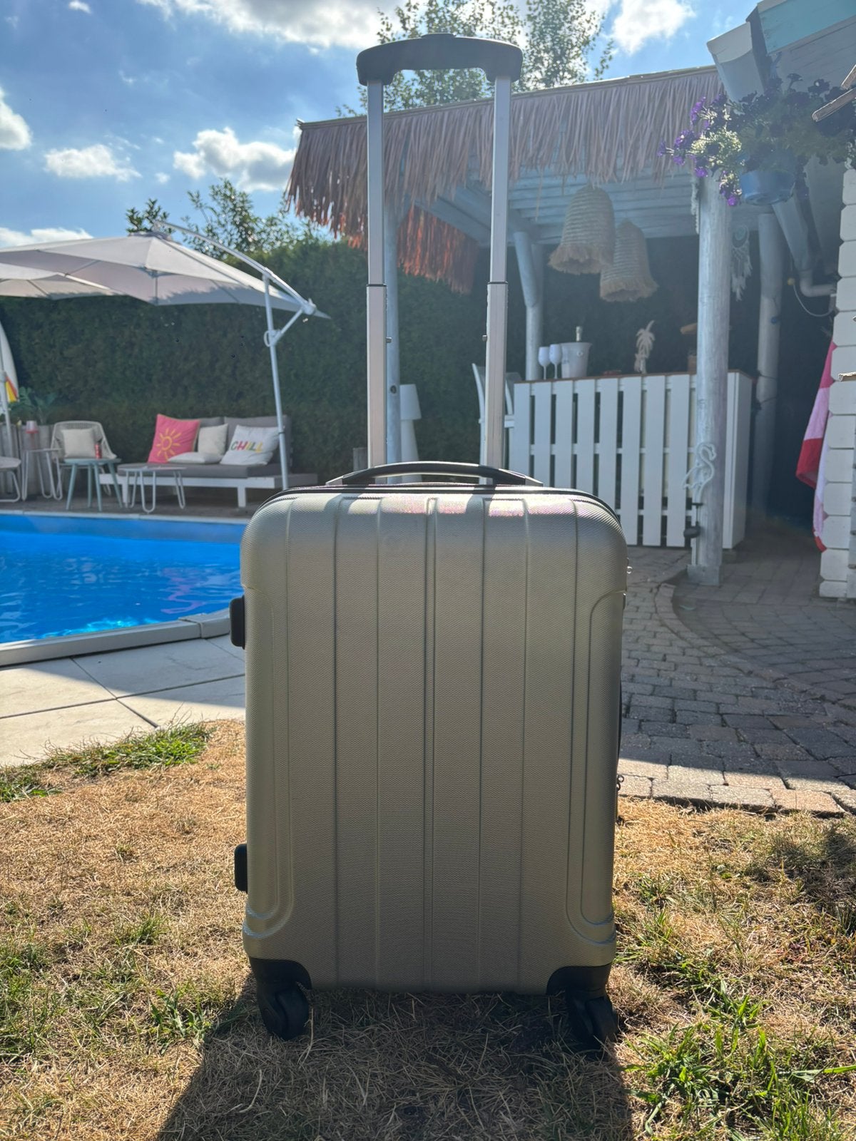 Mooie trolley / kleine koffer, Wieltjes, Hard kunststof, Minder dan 50 cm, Ophalen of Verzenden