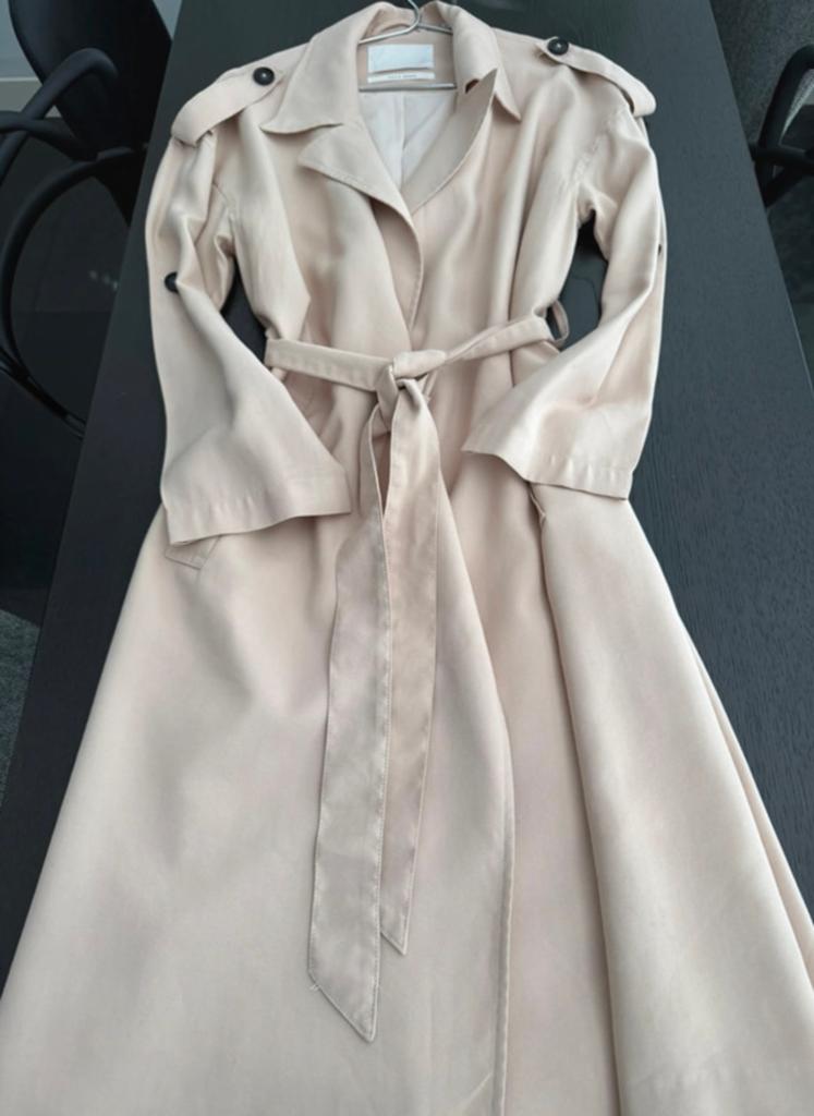 Yaya mooie dunne trenchcoat maat L. Beige, Ophalen of Verzenden, Zo goed als nieuw, Maat 42/44 (L), Beige
