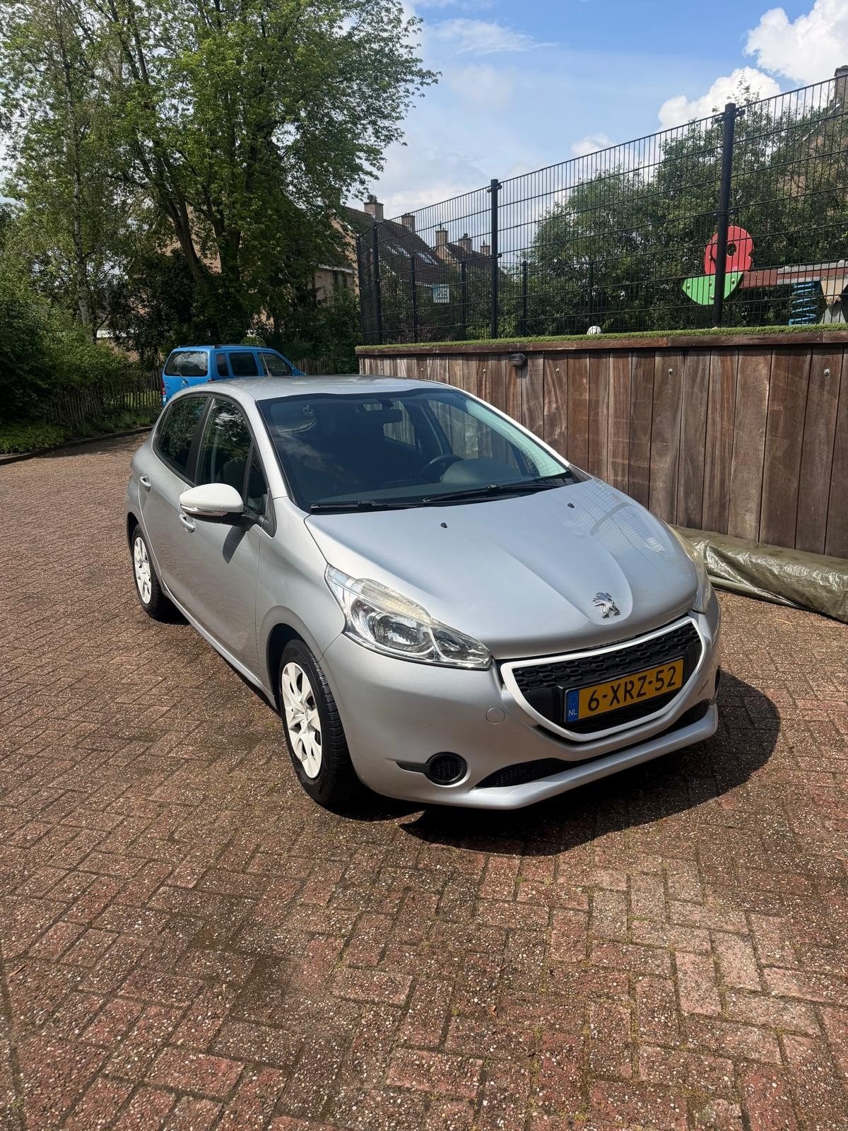 Peugeot 208 1.0 VTI 50KW/68PK 5-D 2014 Grijs, Auto's, Voorwielaandrijving, 450 kg, 31 €/maand, 68 pk