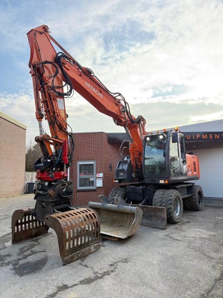 Hitachi ZX170W-3 (bj 2008), Graafmachine
