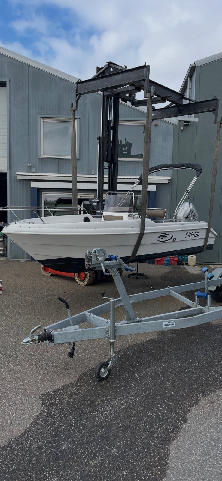 Nick Petter RF 525 met Honda 90 PK injectie, Ophalen, Zo goed als nieuw