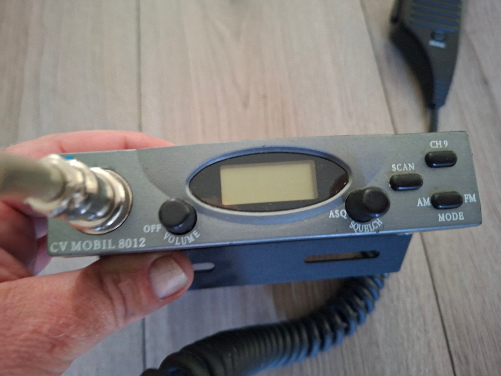 27mc CB Radio CV Mobil 8012 met microfoon, Telecommunicatie, Portofoons en Walkie-talkies, Ophalen of Verzenden, Gebruikt, 15 km of meer