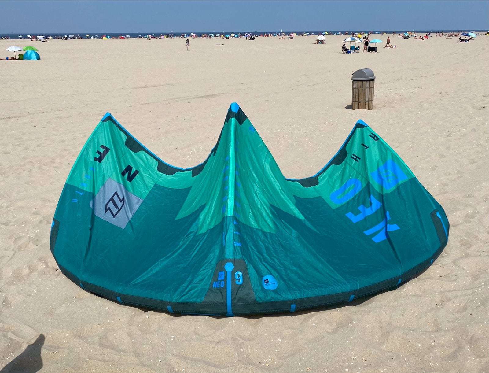 North Neo 9m kite (bar ook te koop), Watersport en Boten, Kitesurfen, Geen board, Ophalen, Zo goed als nieuw, 9 m²