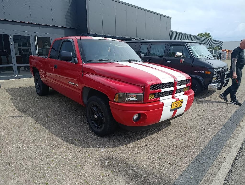 Dodge 1996
