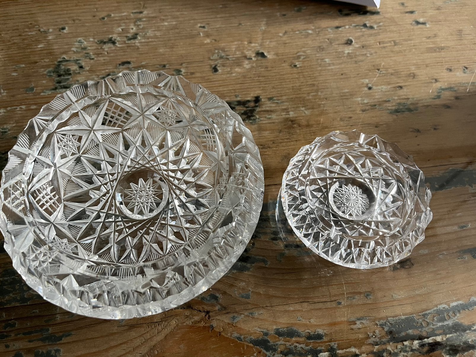 Bohemia kristal asbakken, Ophalen