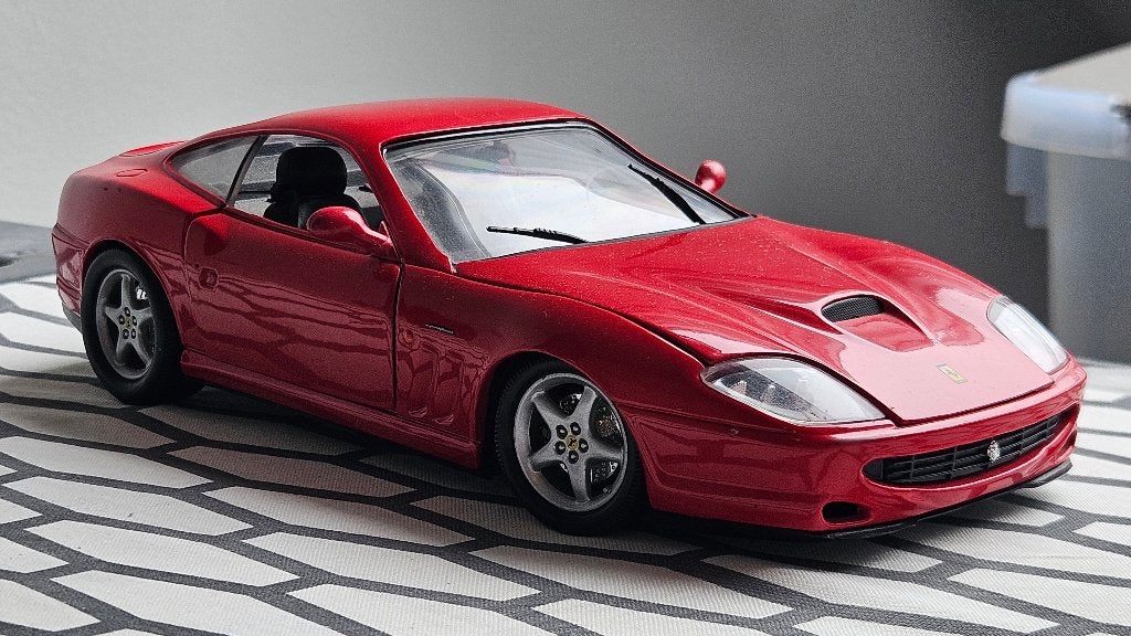 Model auto Ferrari Maranello 550, Ophalen of Verzenden, Gebruikt, Auto, Bburago